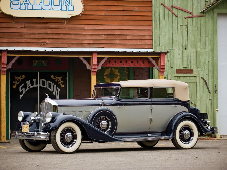  Pierce-Arrow Twelve Convertible Sedan 1933 года  (фото 1 из 11)